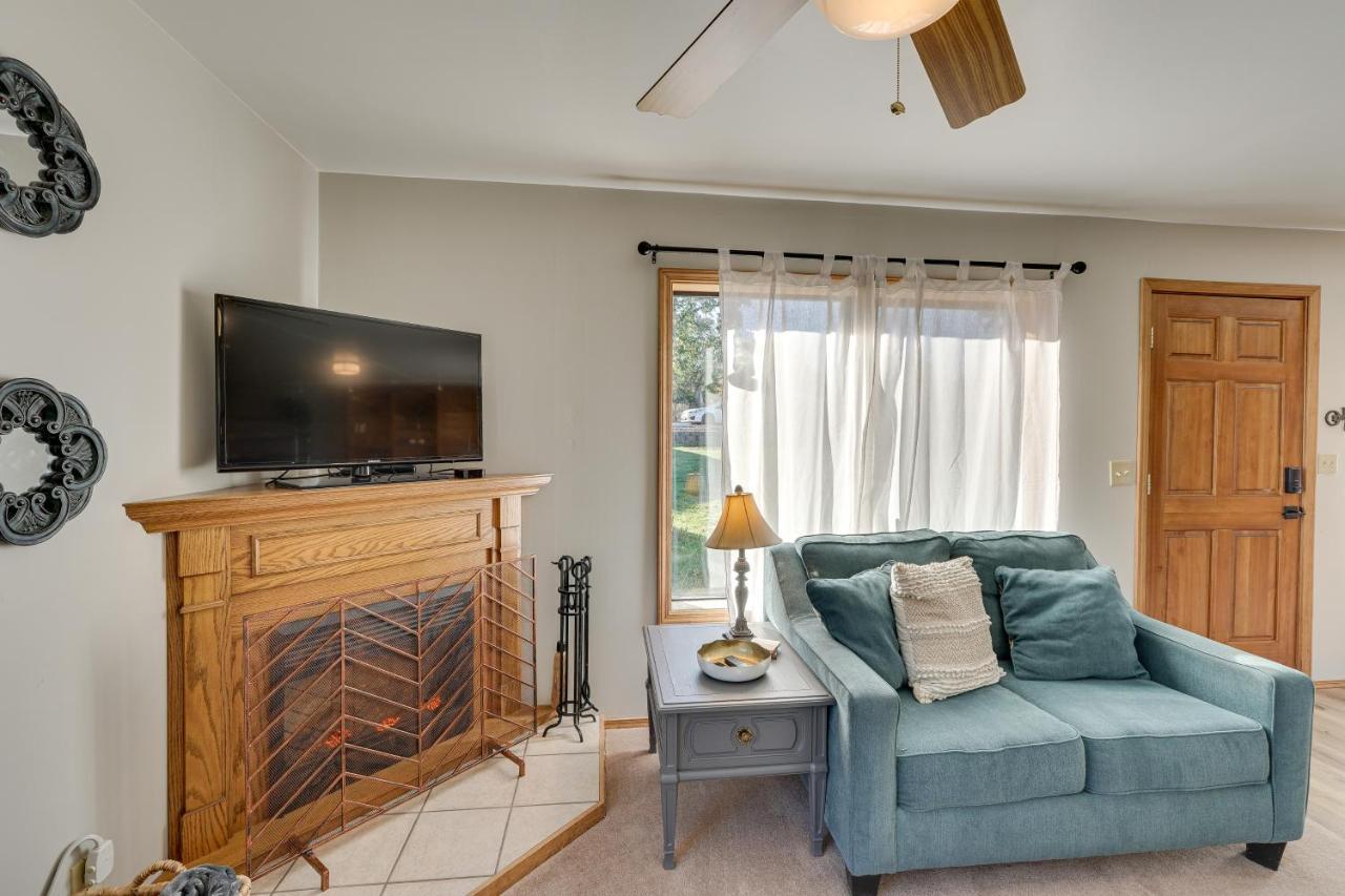 Cozy Central Point Bungalow On Working Winery! Exterior photo